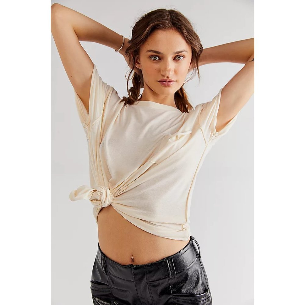 Free People NWT Vella Tee in White Swan Size Medium Relaxed Fit-Slouchy